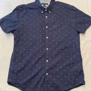 Tommy Hilfiger men’s navy casual shirt